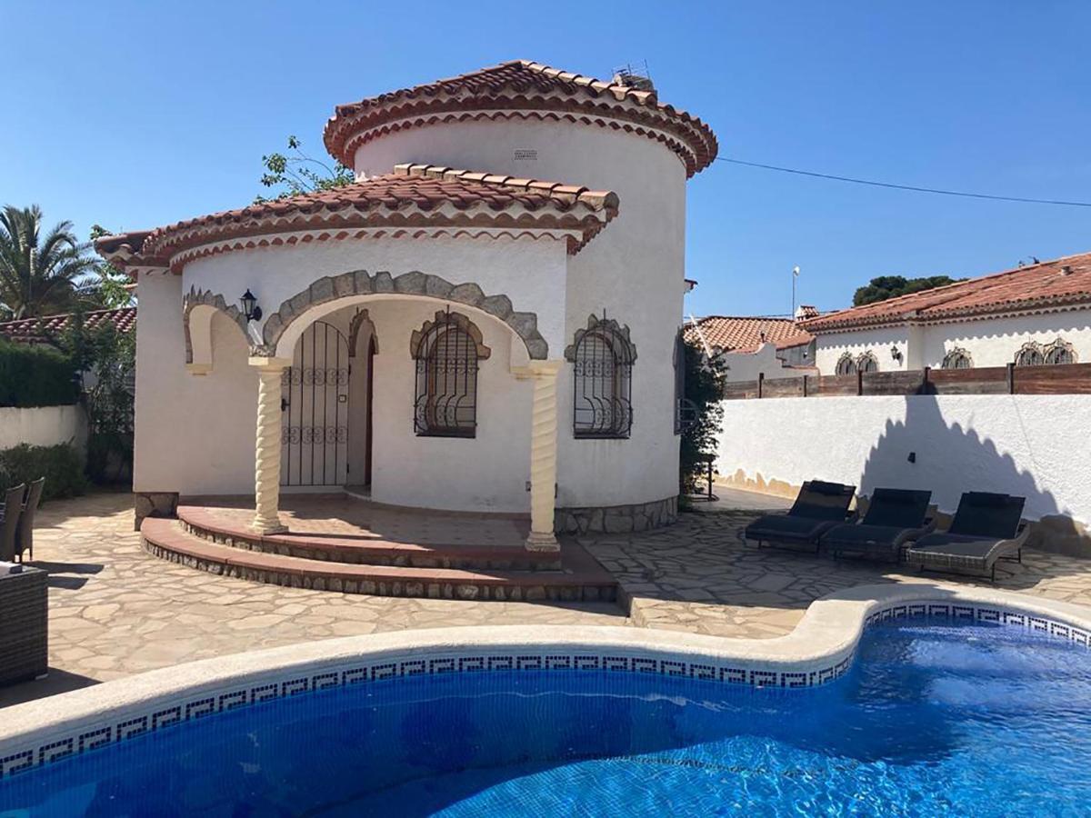 Villa Sonrisa De Oro - Private Swimming Pool Miami Playa Dış mekan fotoğraf
